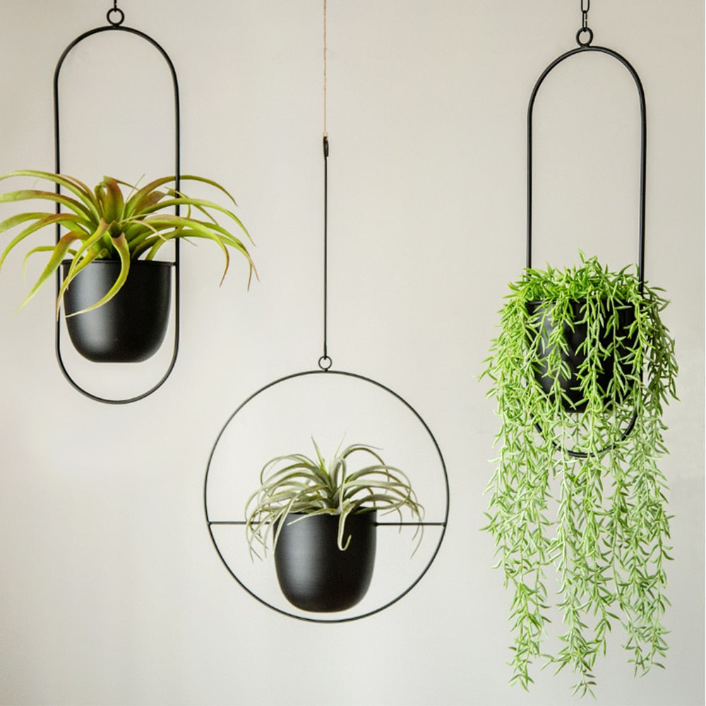 Trish n Bobs Pots & Planters Metal Chain Hanging Flower Pot
