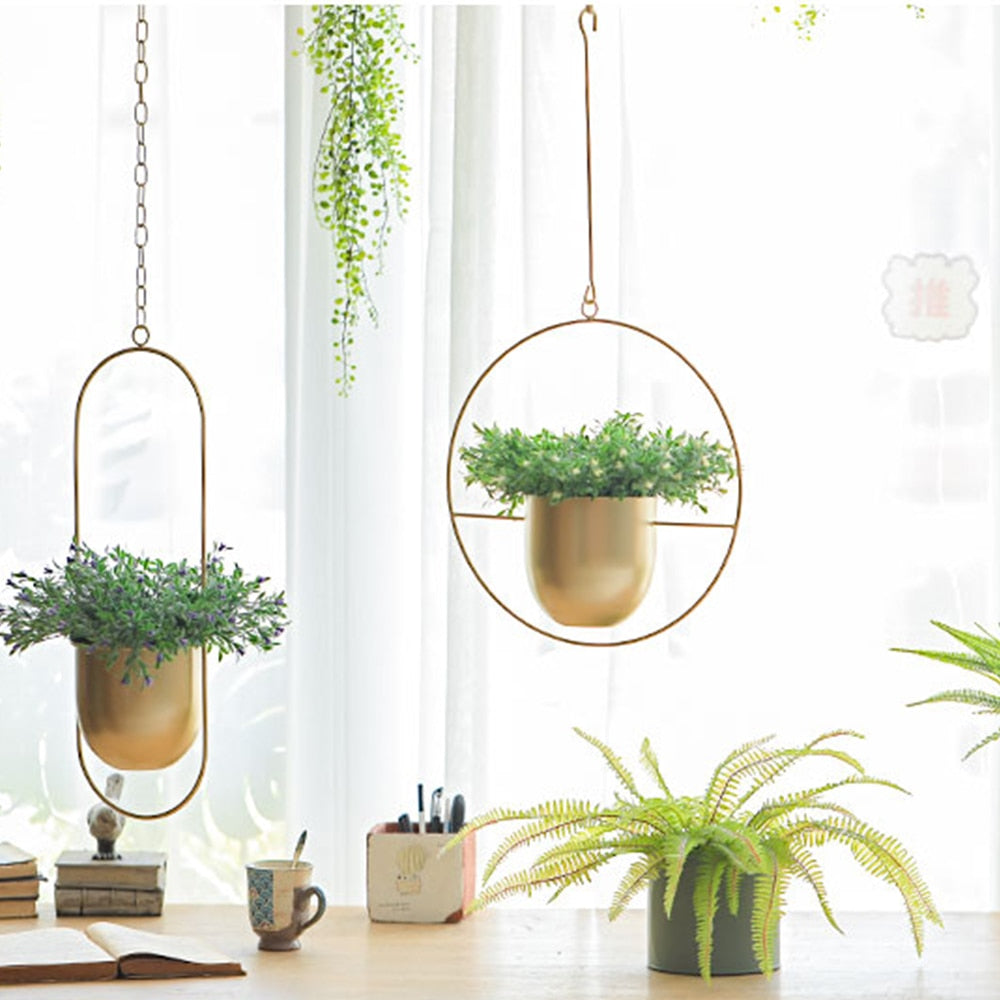 Trish n Bobs Pots & Planters Metal Chain Hanging Flower Pot
